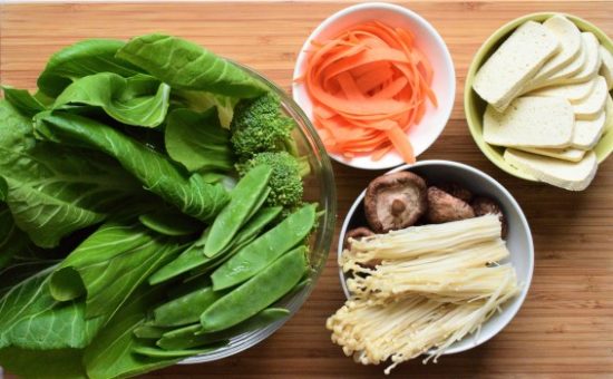 Ramen toppings: bok choy, broccoli, Carouby pea, enoki & shiitake mushrooms, tofu and carrots